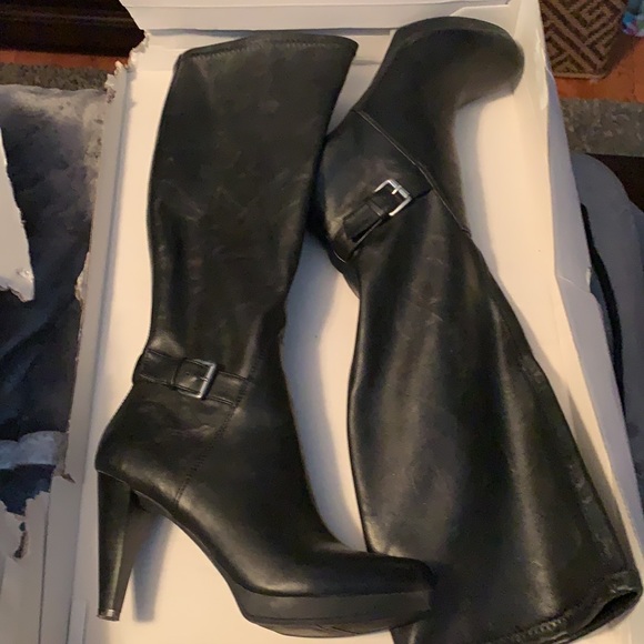 Nine West NWNAVITA Black Boots - Picture 15 of 15
